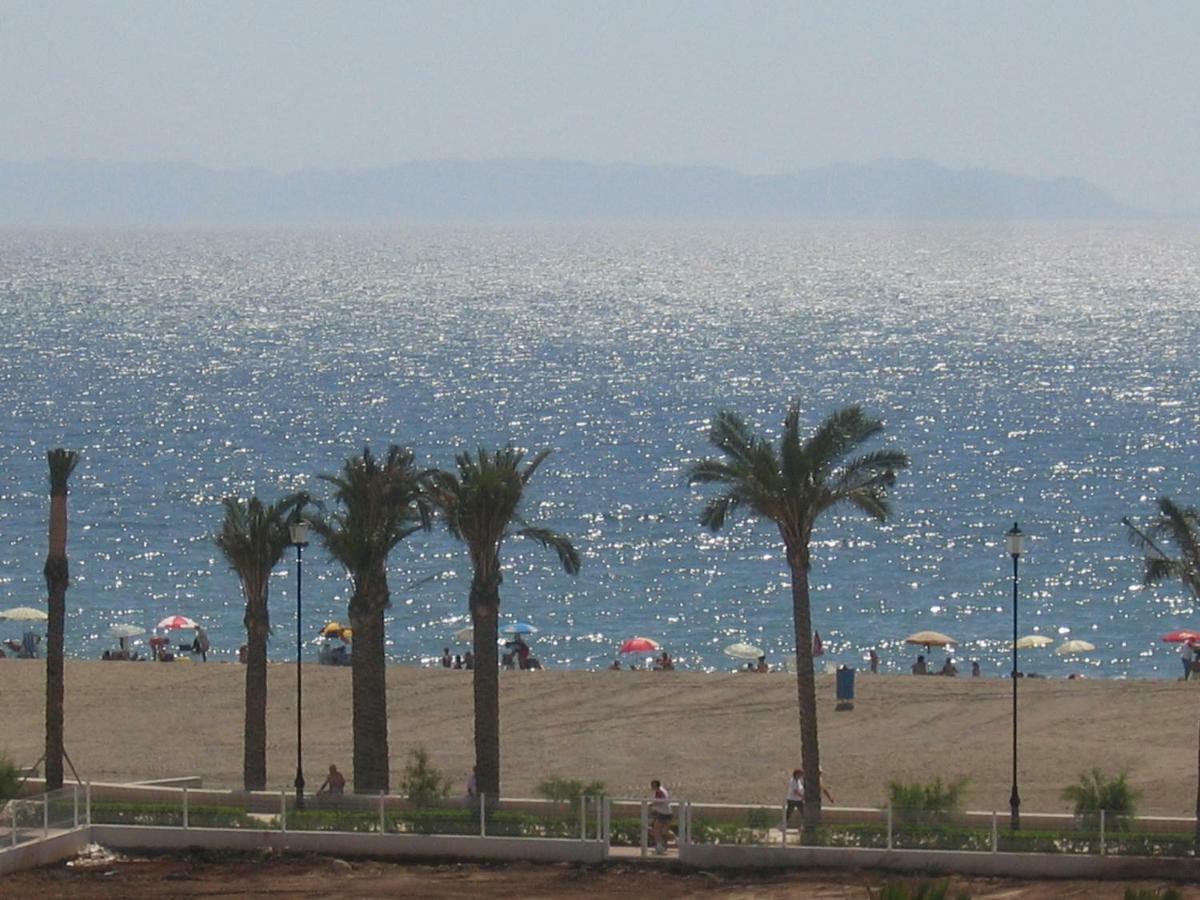 Primera Linea Costa Almeria Con Wifi Roquetas de Mar Bagian luar foto